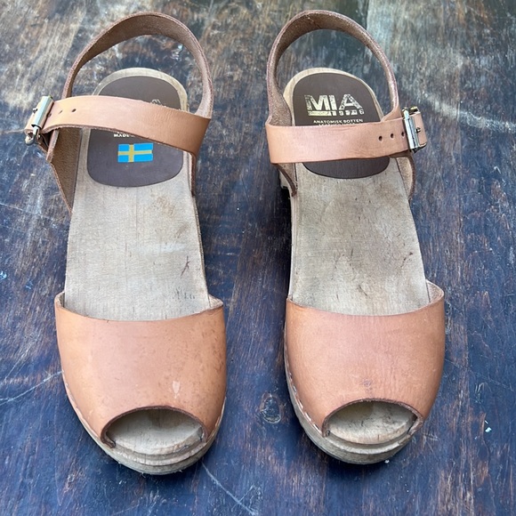 MIA Anja Swedish wooden and leather 2 inch heel open toe strappy sandal sz 7.5 - Picture 2 of 10